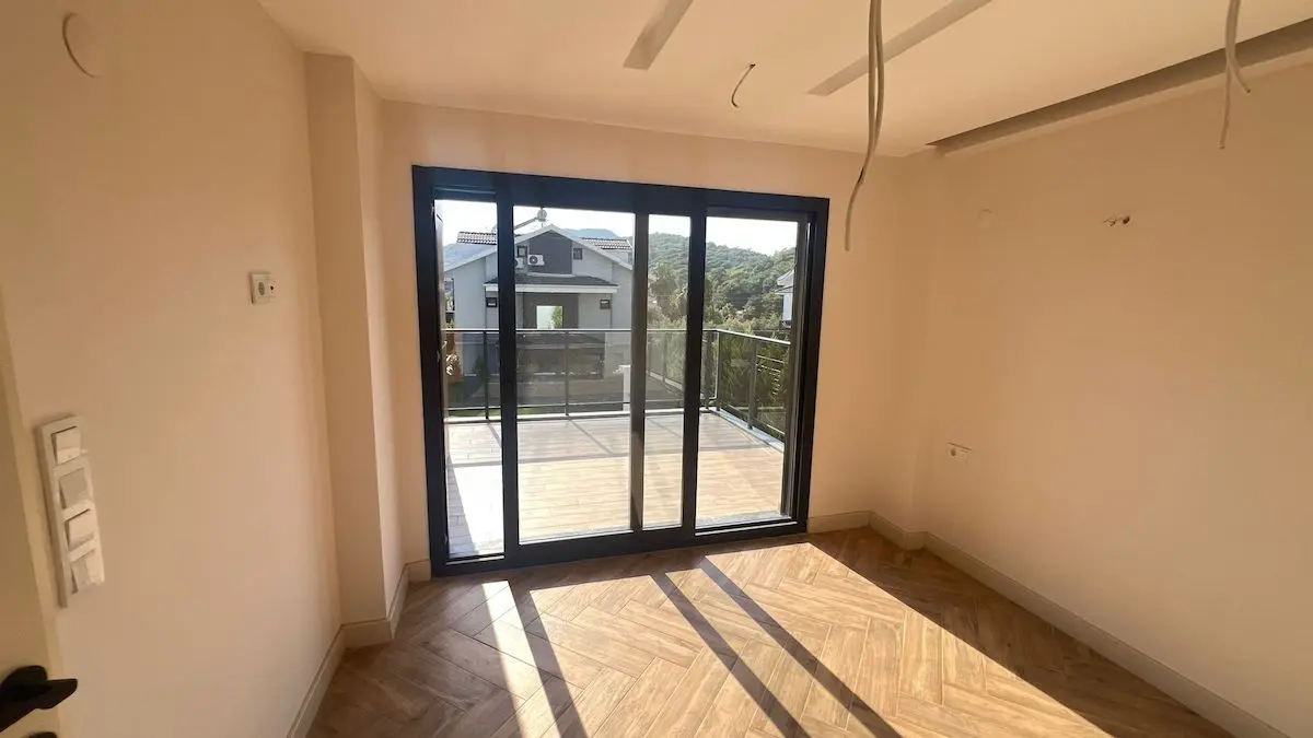 Spacious room